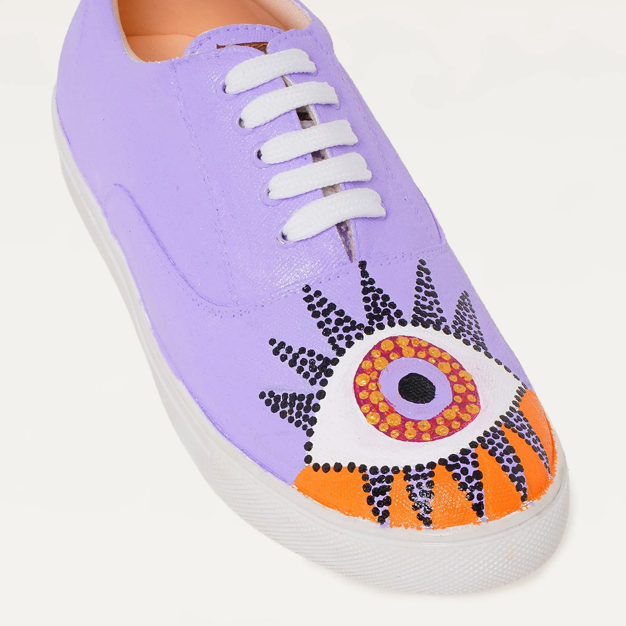 Boho Gaze Sneakers