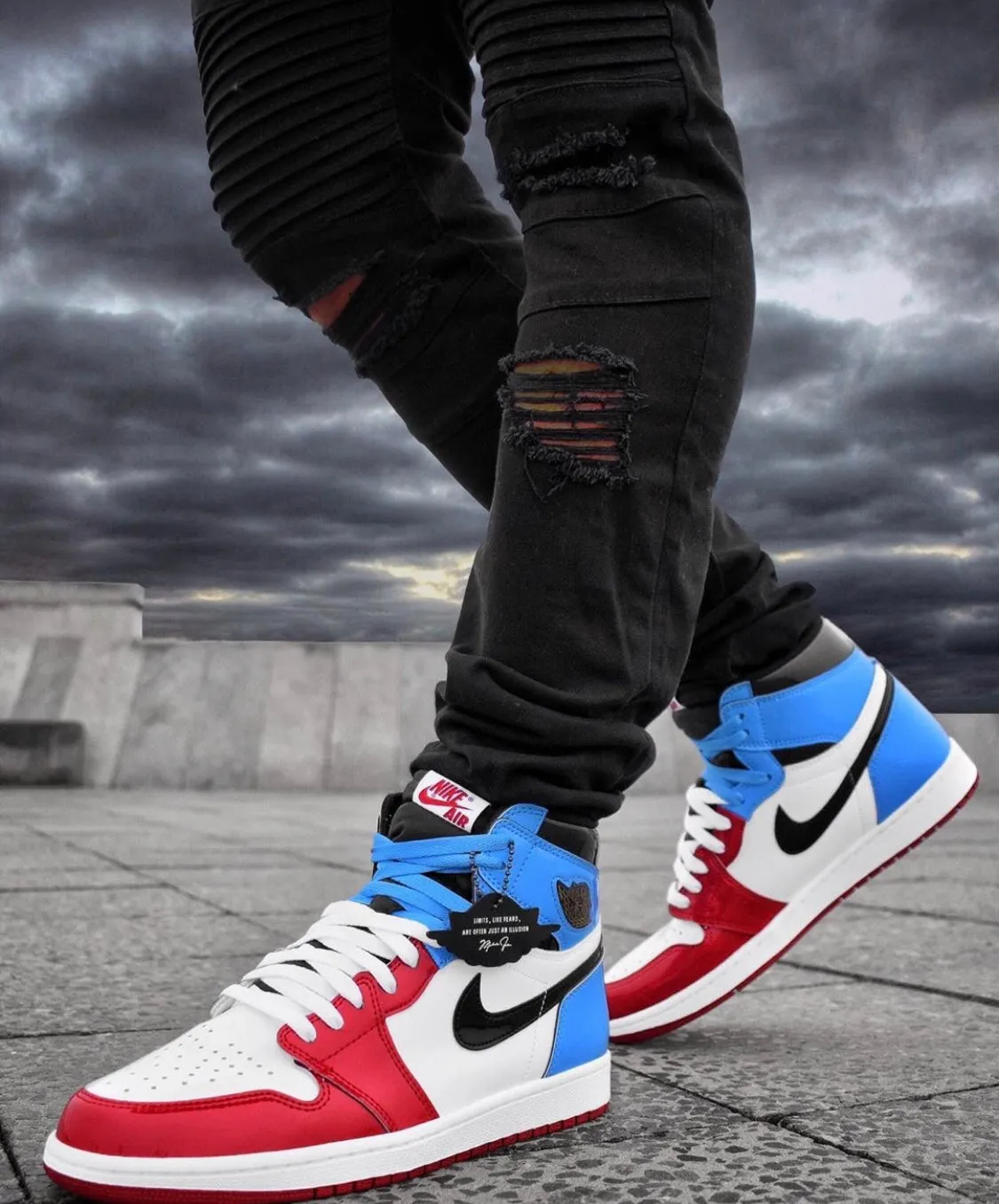 CE - AJ1 warning light