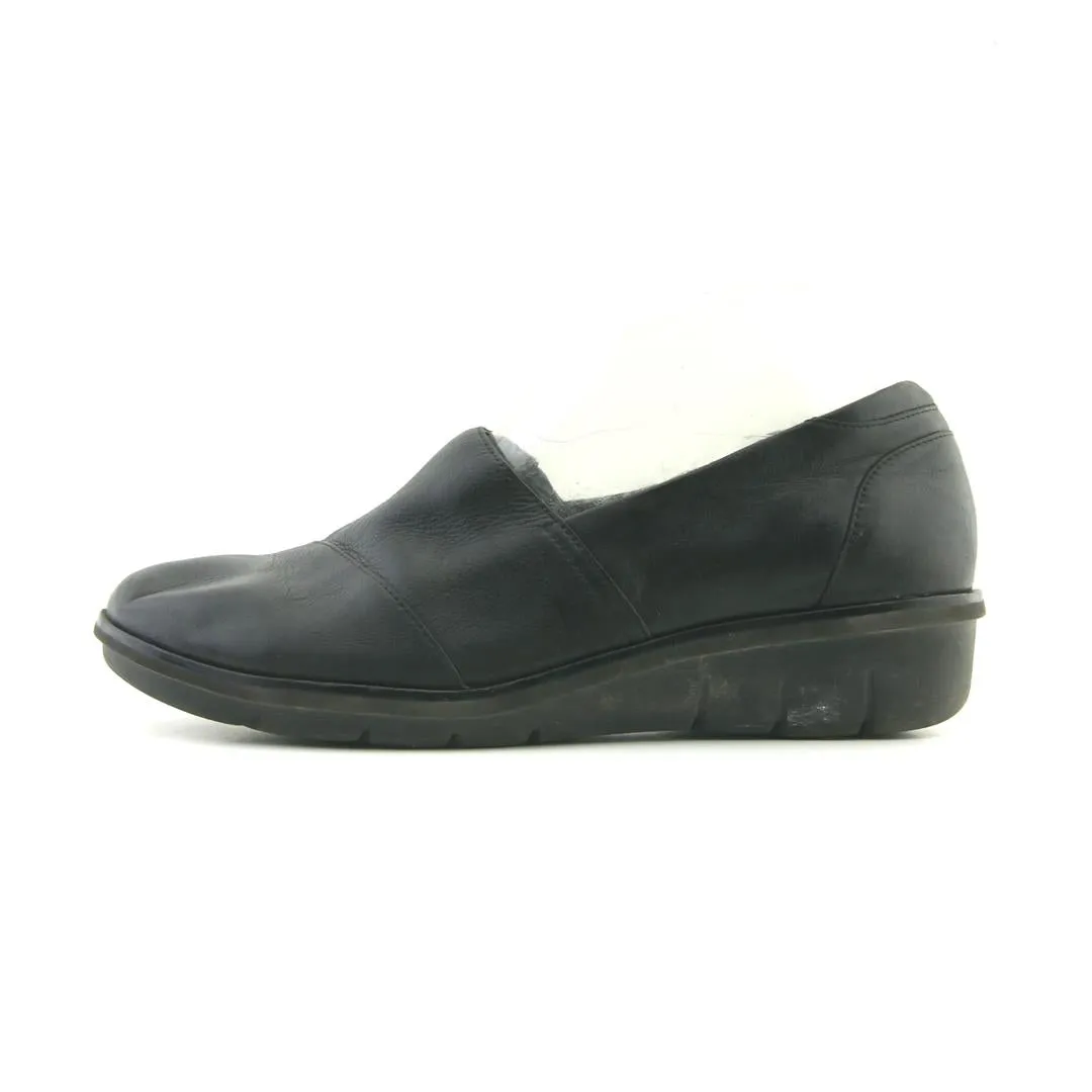 DANSKO  JULIA