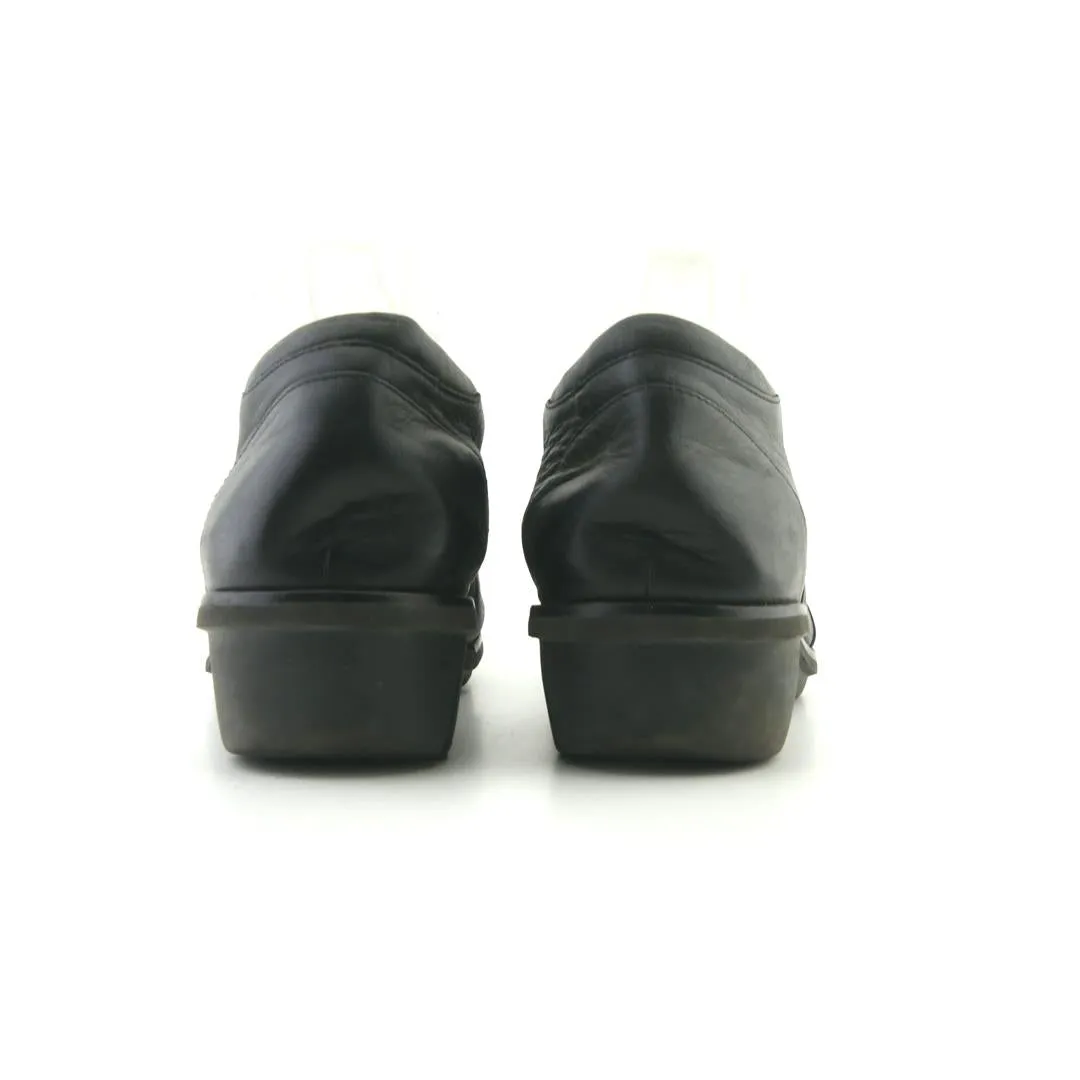 DANSKO  JULIA