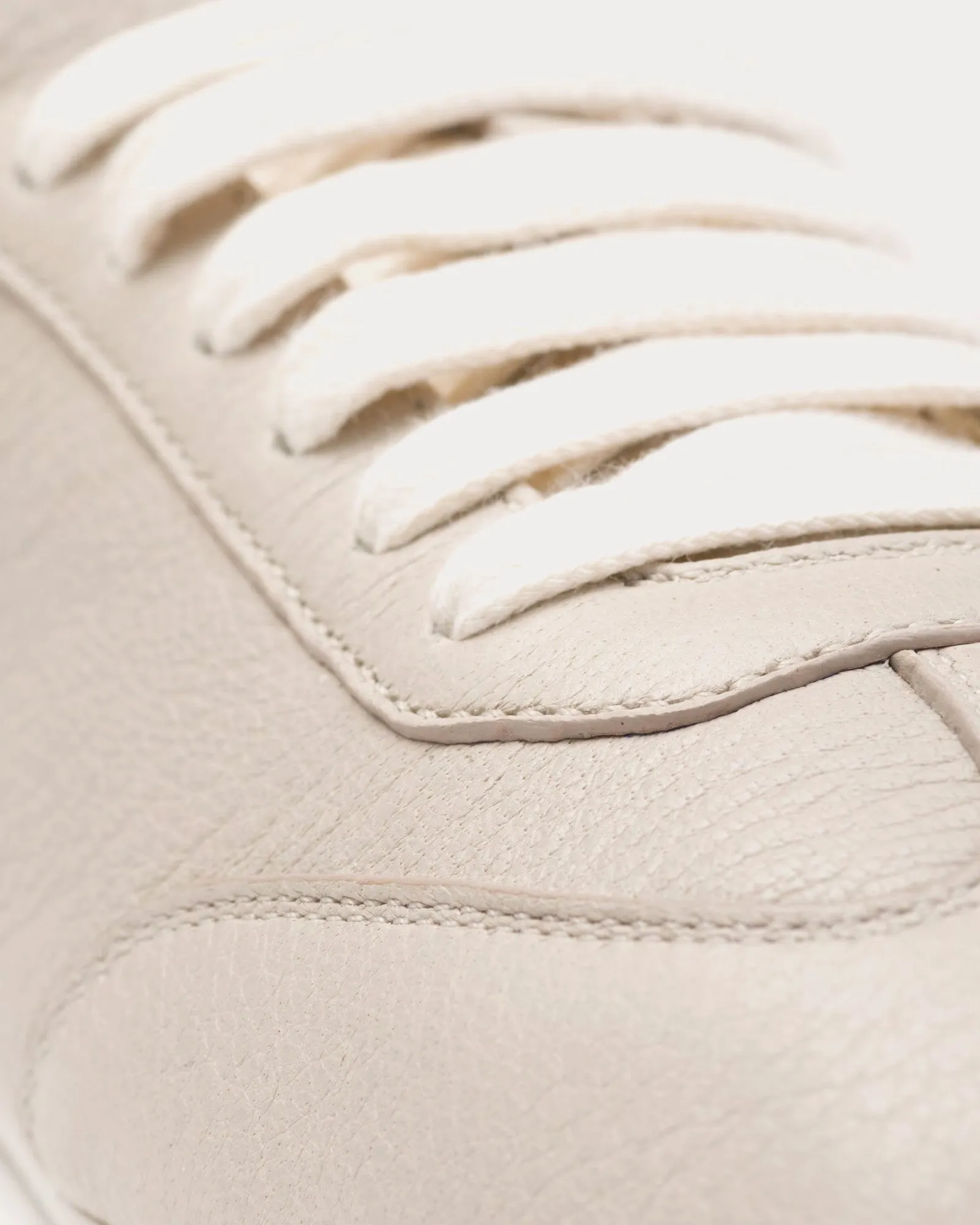 Deer Leather Pumice Stone Low Top Sneakers
