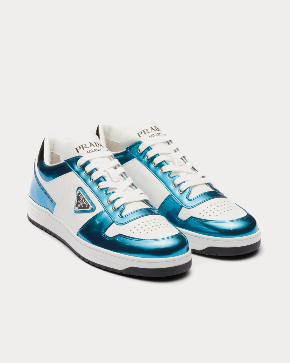 Downtown Leather White / Sky Blue Low Top Sneakers