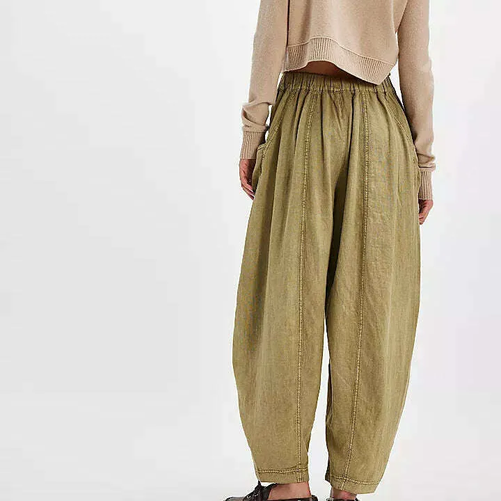 FREE PEOPLE - High Road Solid Barrel Pant - Python