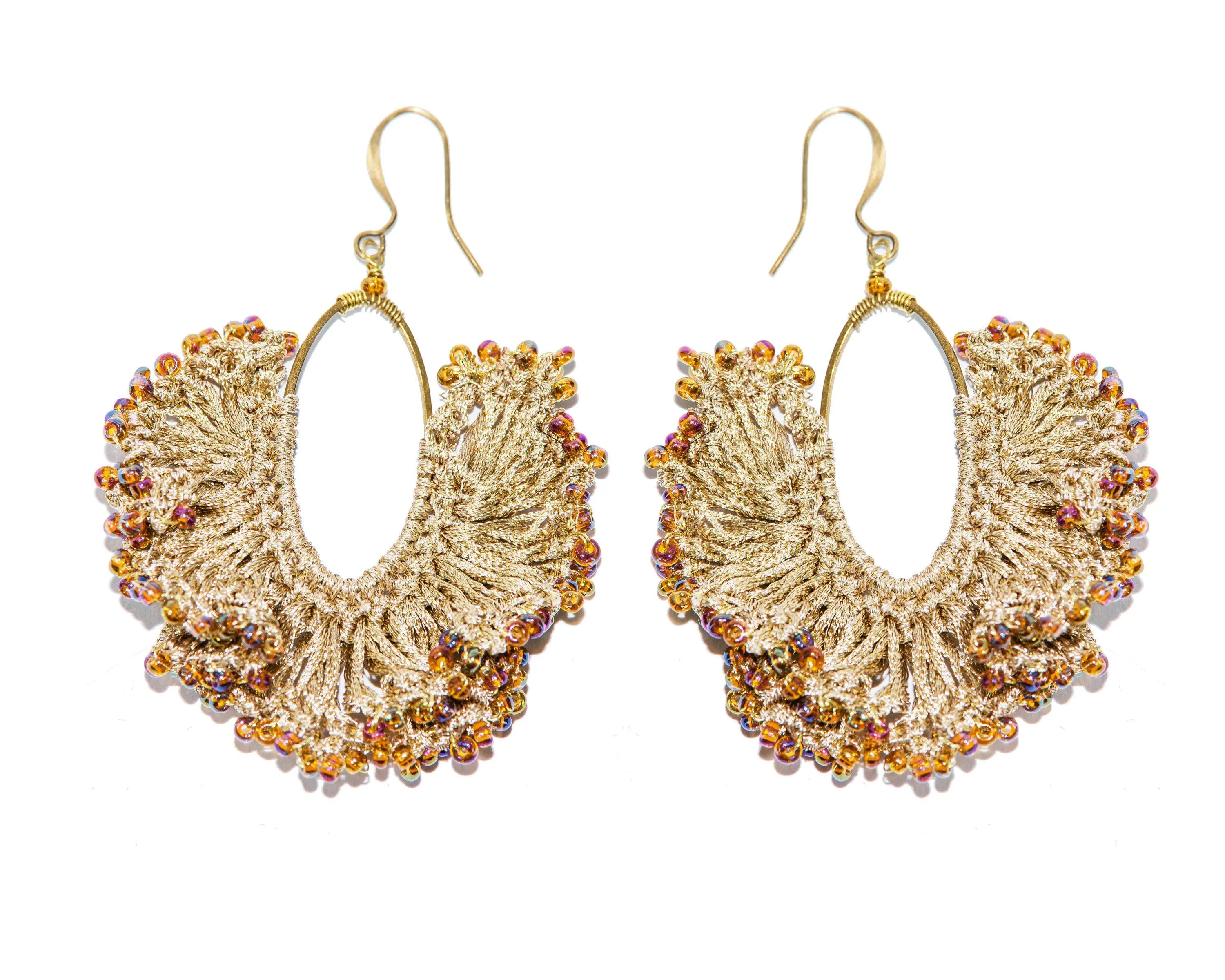Handmade Earring Metallic Yarn Oval Shape with Bead
