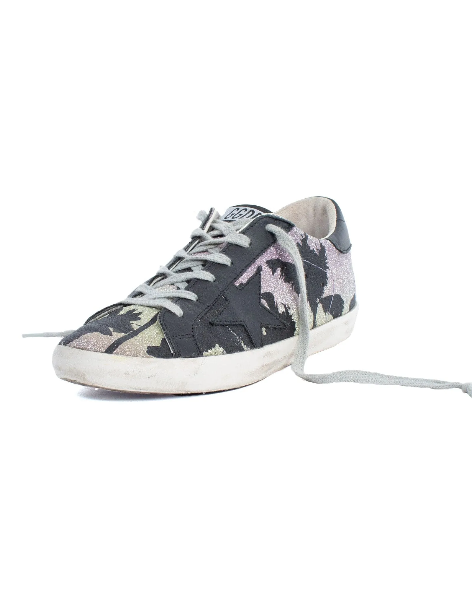 Hawaiian Print Low Top Sneakers