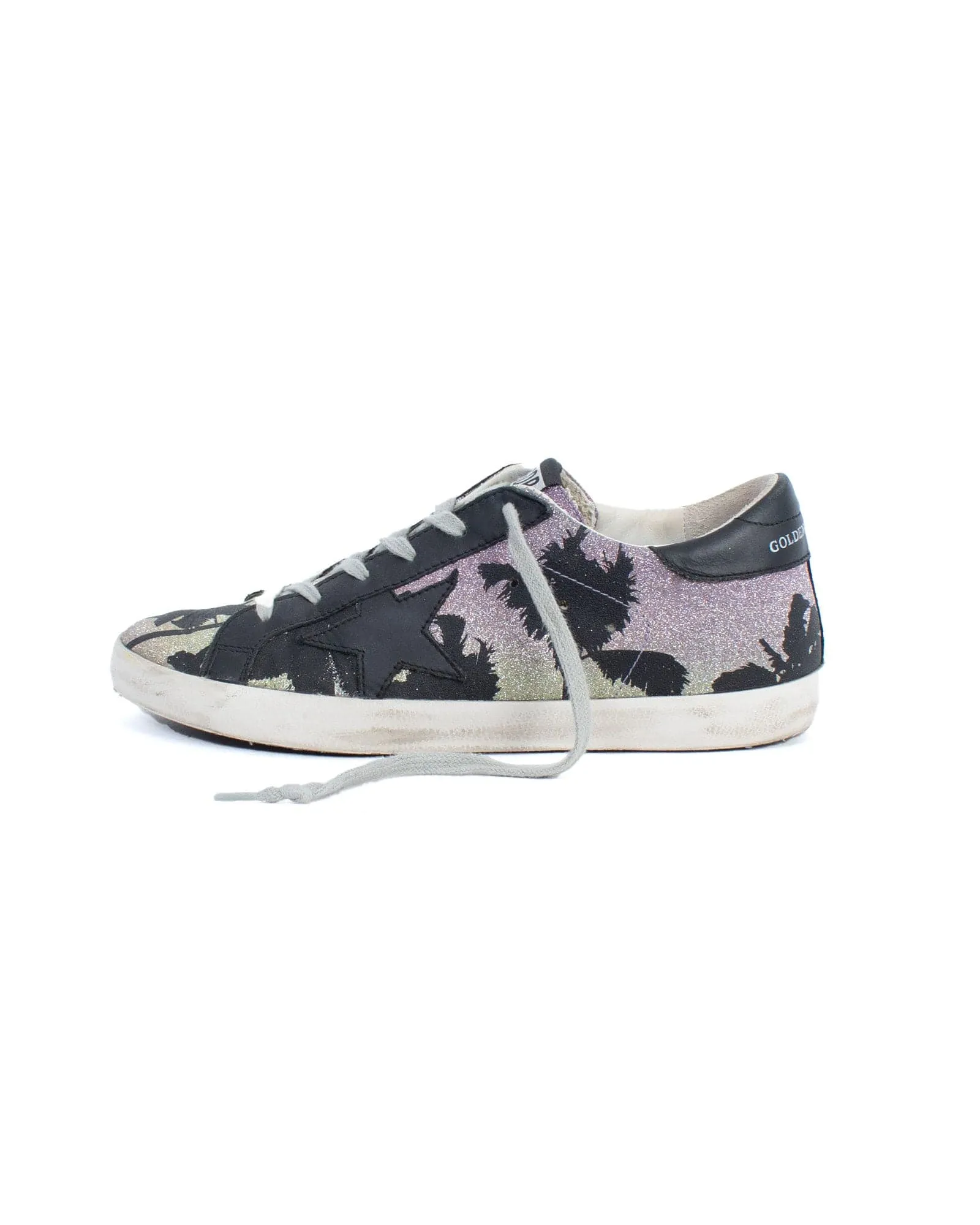Hawaiian Print Low Top Sneakers