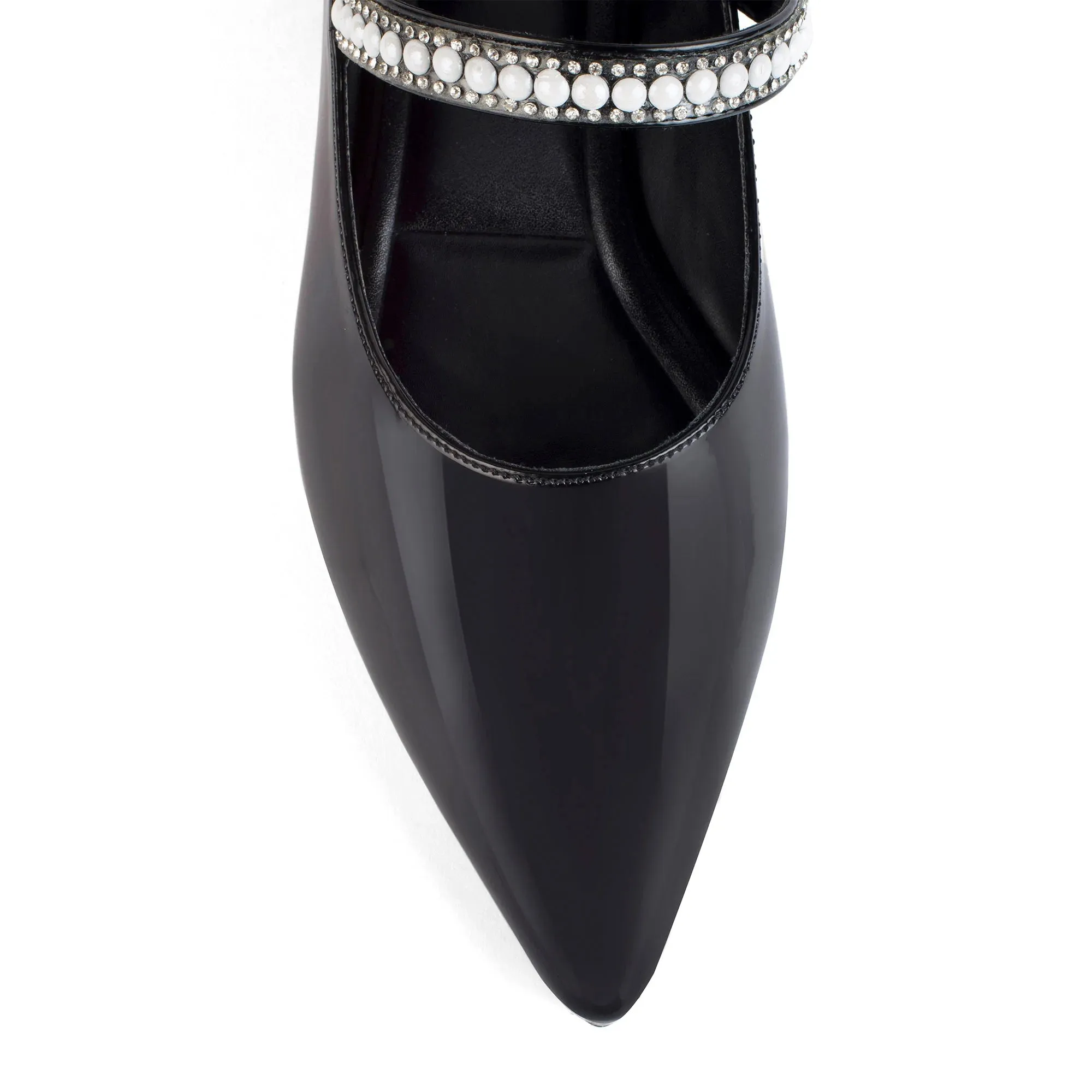 Hepburn Parisian Charm