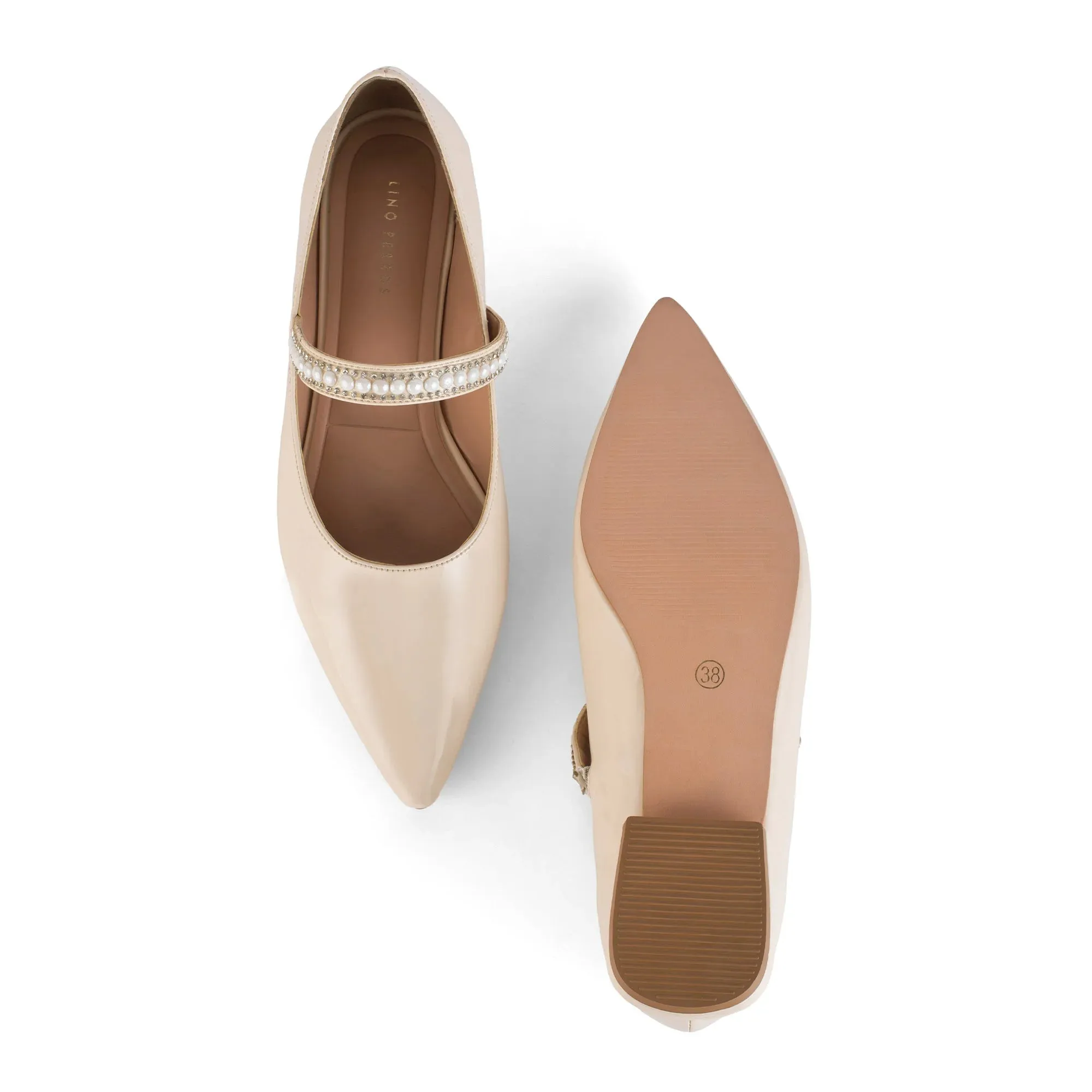 Hepburn Parisian Charm
