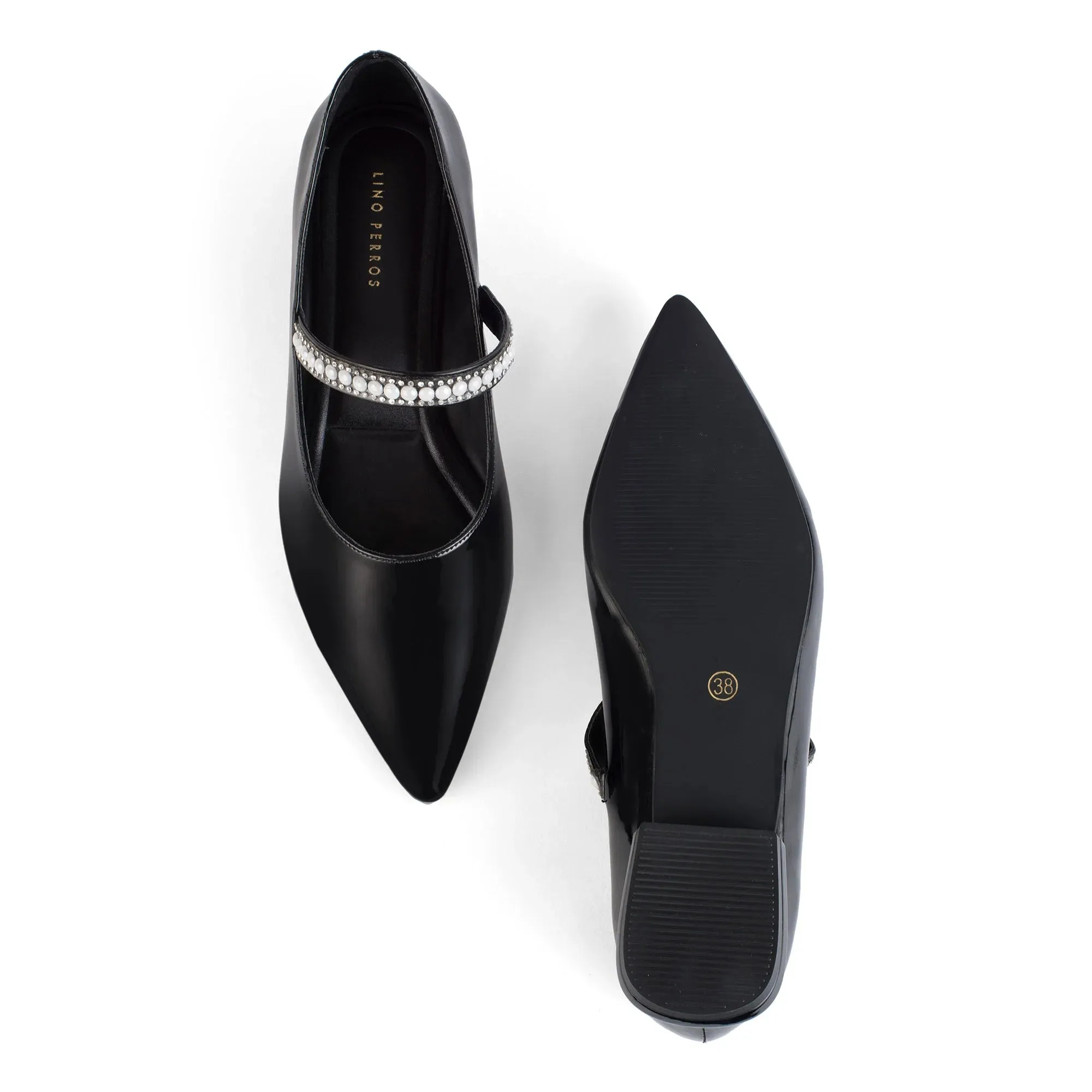 Hepburn Parisian Charm