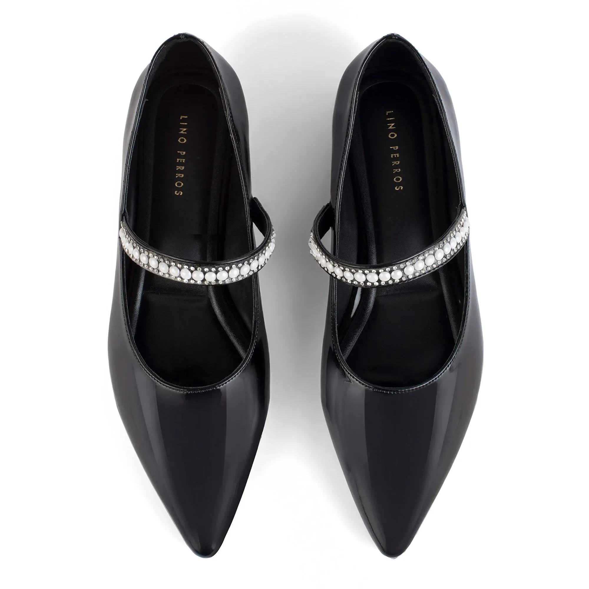 Hepburn Parisian Charm