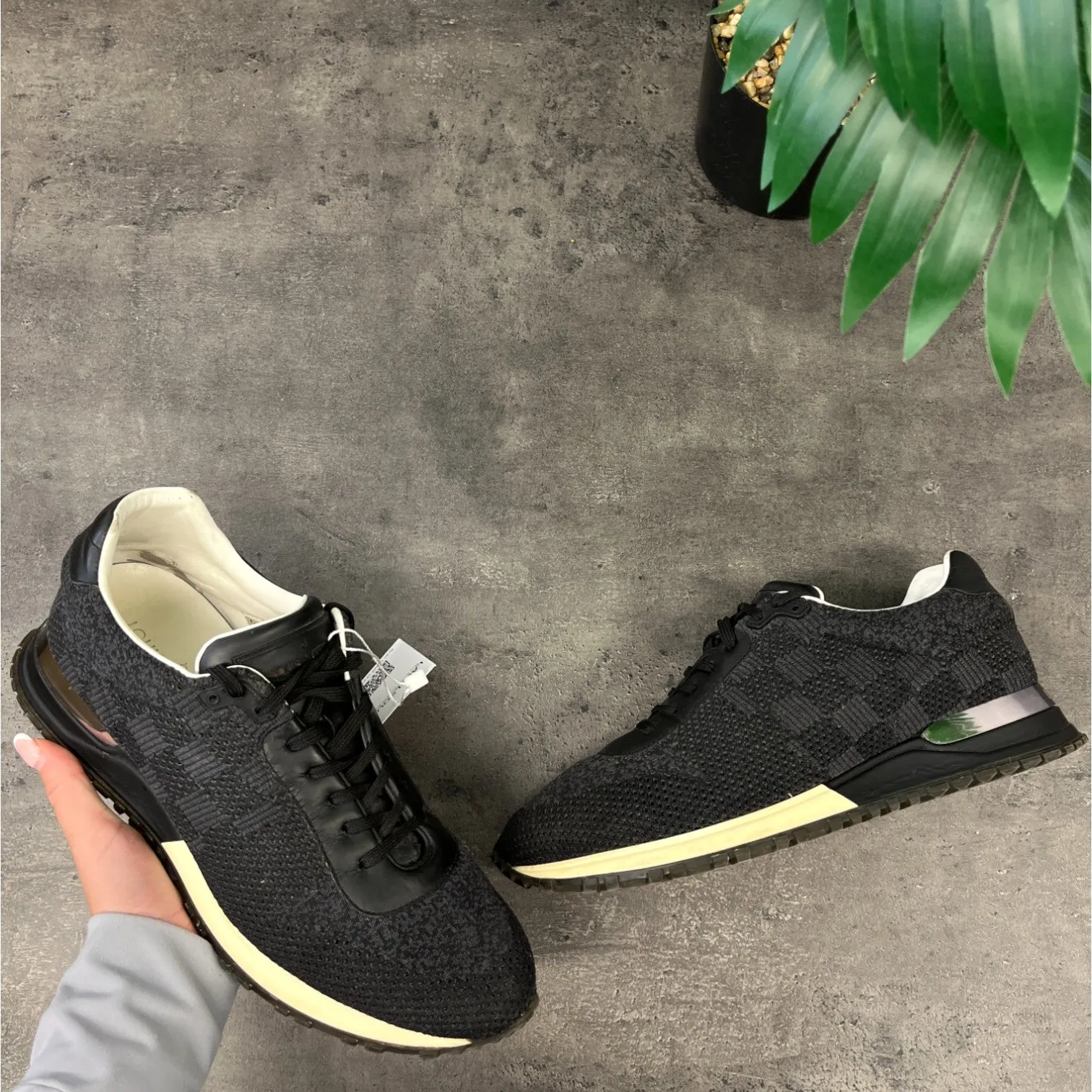 Men's Active Runner Low Trainers Black Size EU 41 / UK 7