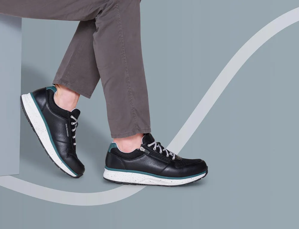 Mens Active Zip Dynamo Black III Trainers