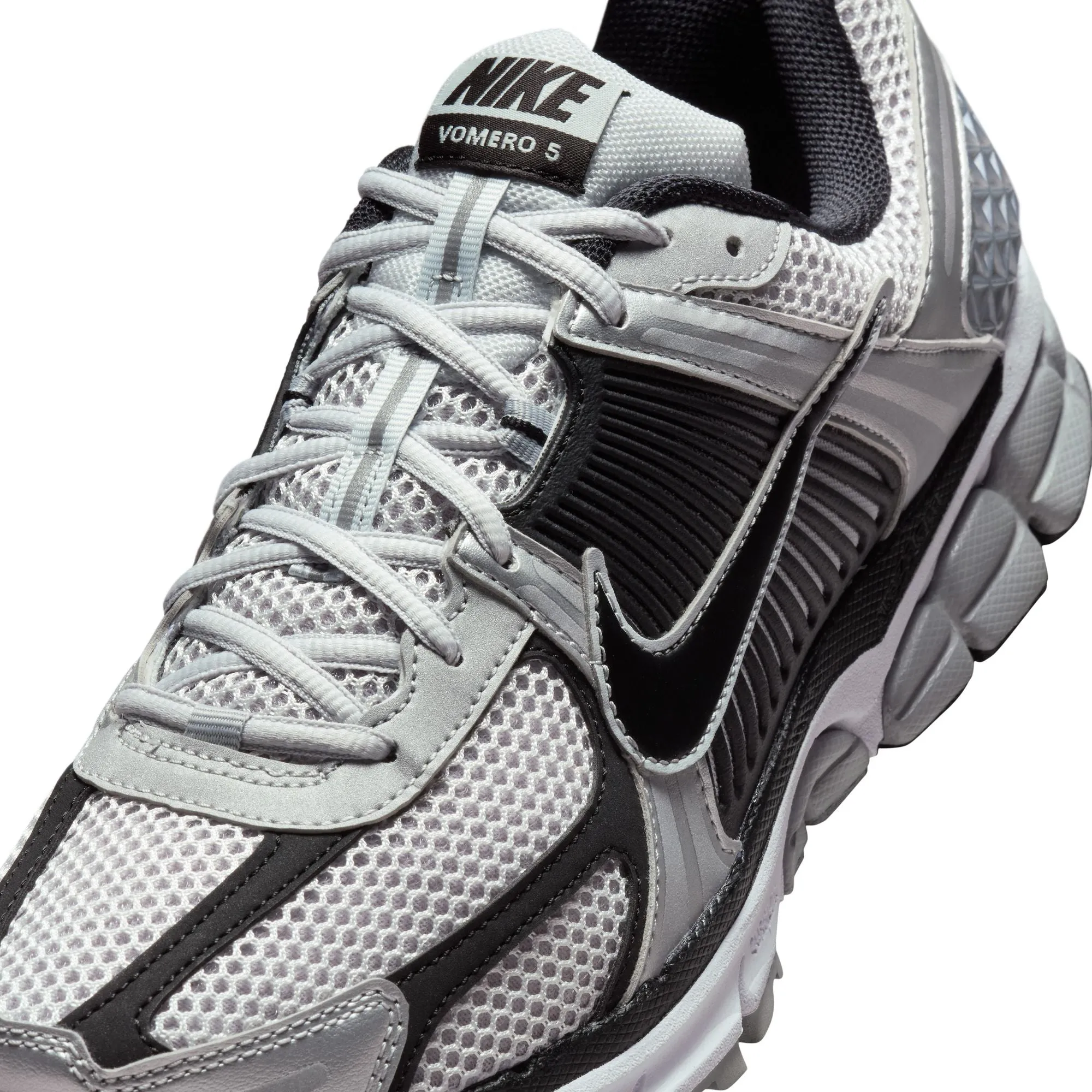 Nike - Zoom Vomero 5 ~ Black