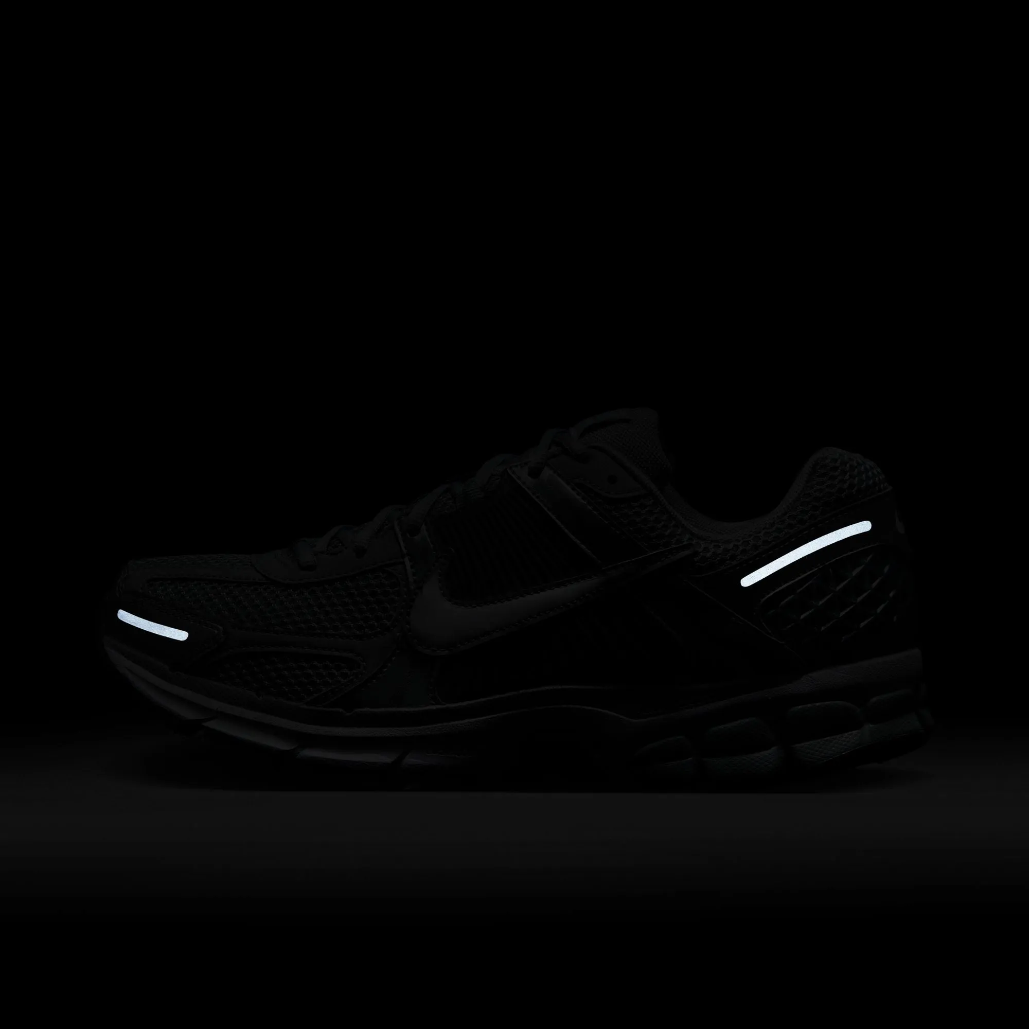Nike - Zoom Vomero 5 ~ Cool Grey
