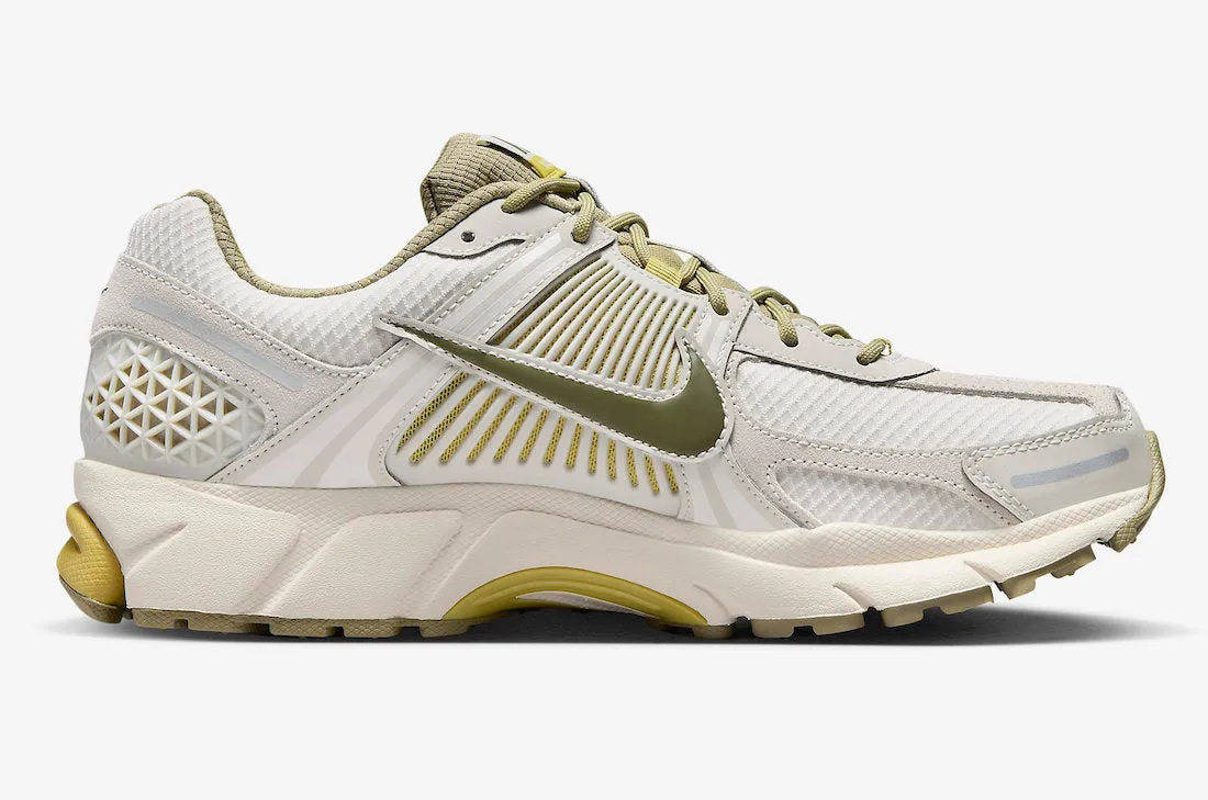 Nike Zoom Vomero 5 Light Bone Medium olive FV0397-001