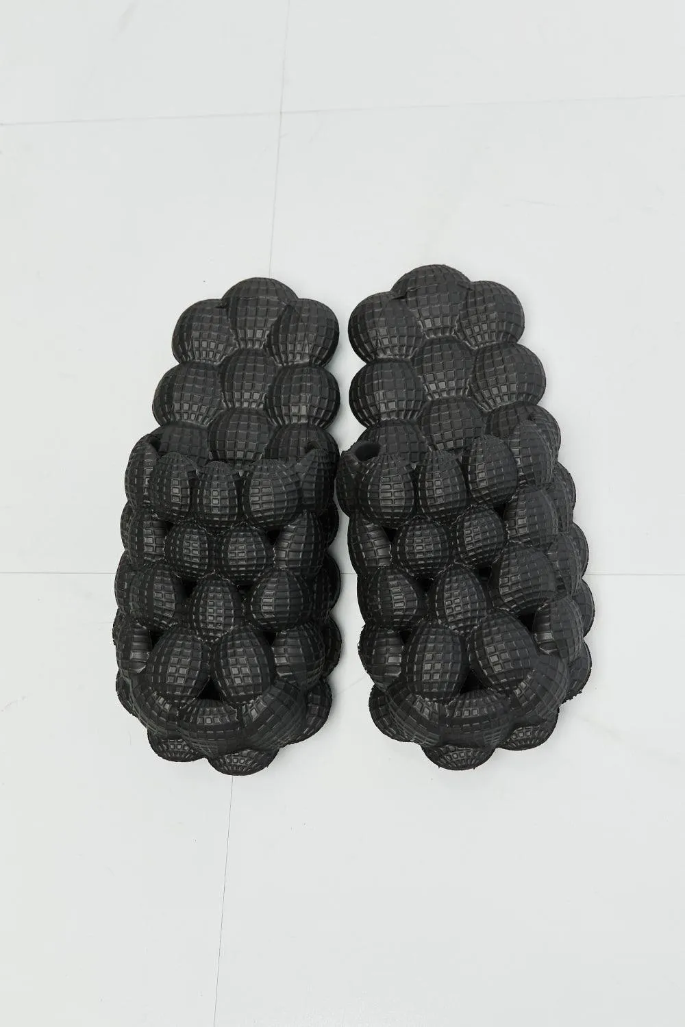 Nook Joi Easygoing Black Bubble Slide Slippers