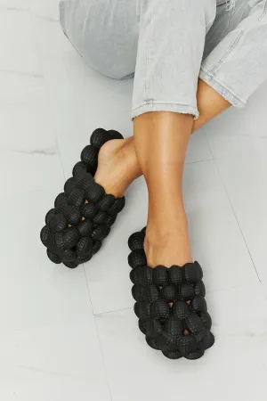 Nook Joi Easygoing Black Bubble Slide Slippers