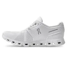 On Women's Cloud 5 Sneaker