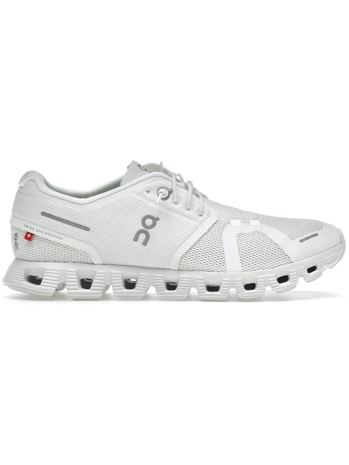 On Women's Cloud 5 Sneaker