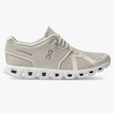 On Women's Cloud 5 Sneaker