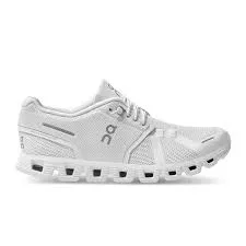 On Women's Cloud 5 Sneaker