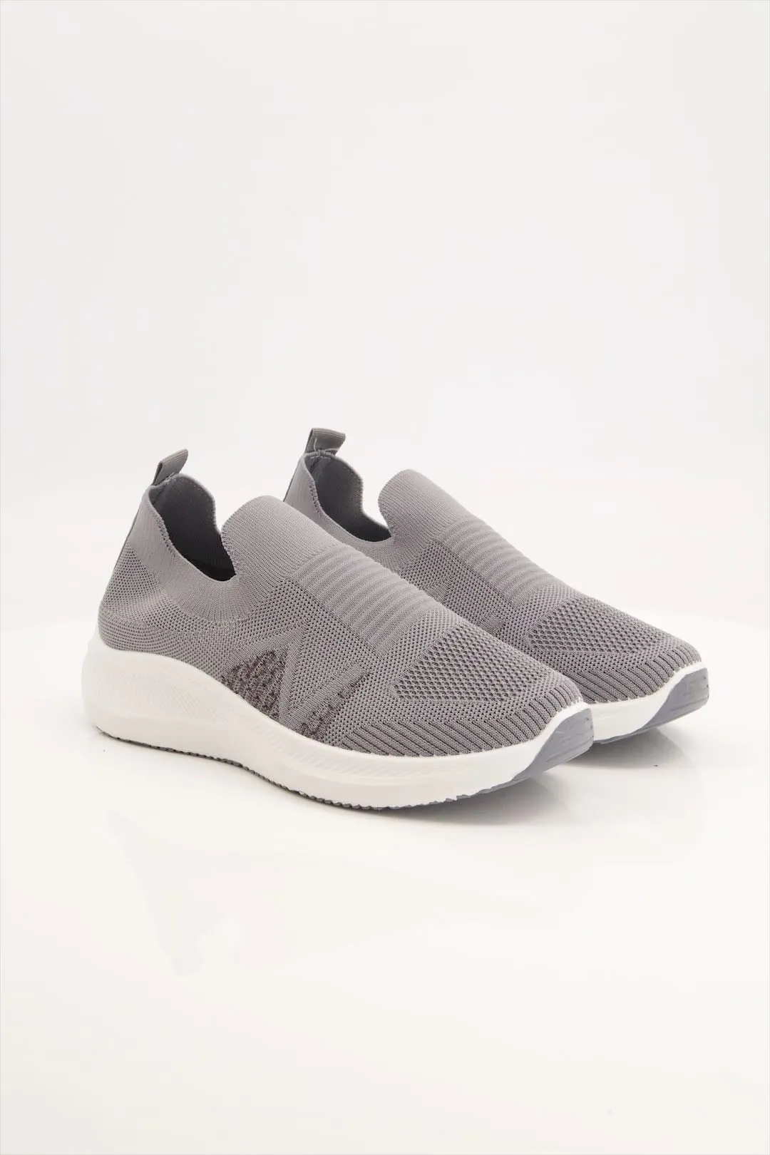 Padded Men Skecher In Grey