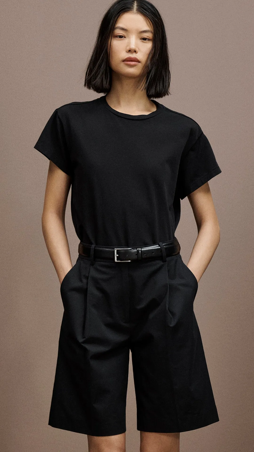 Pleated Shorts in Cotton Twill | Black