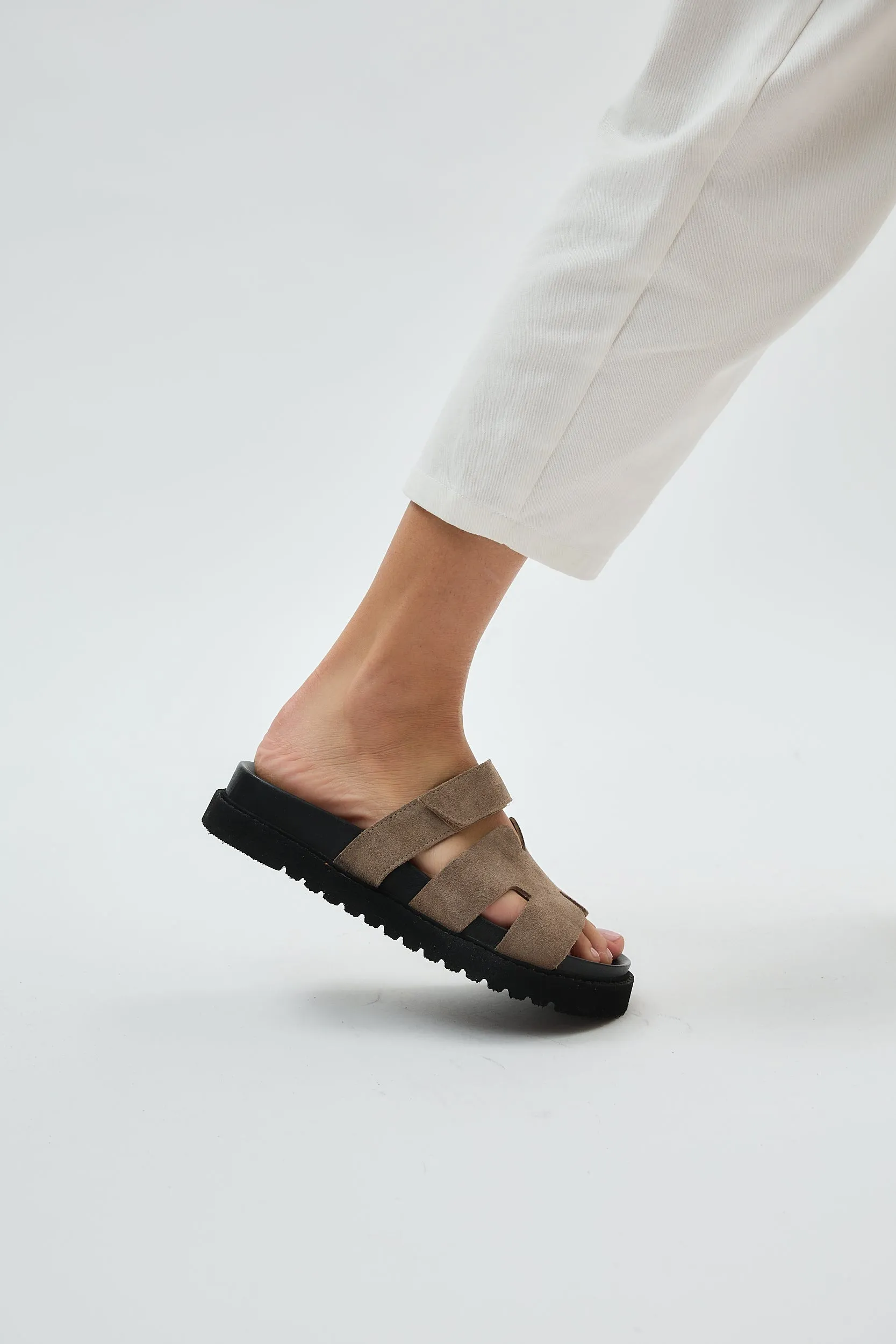 Selina Dark Brown