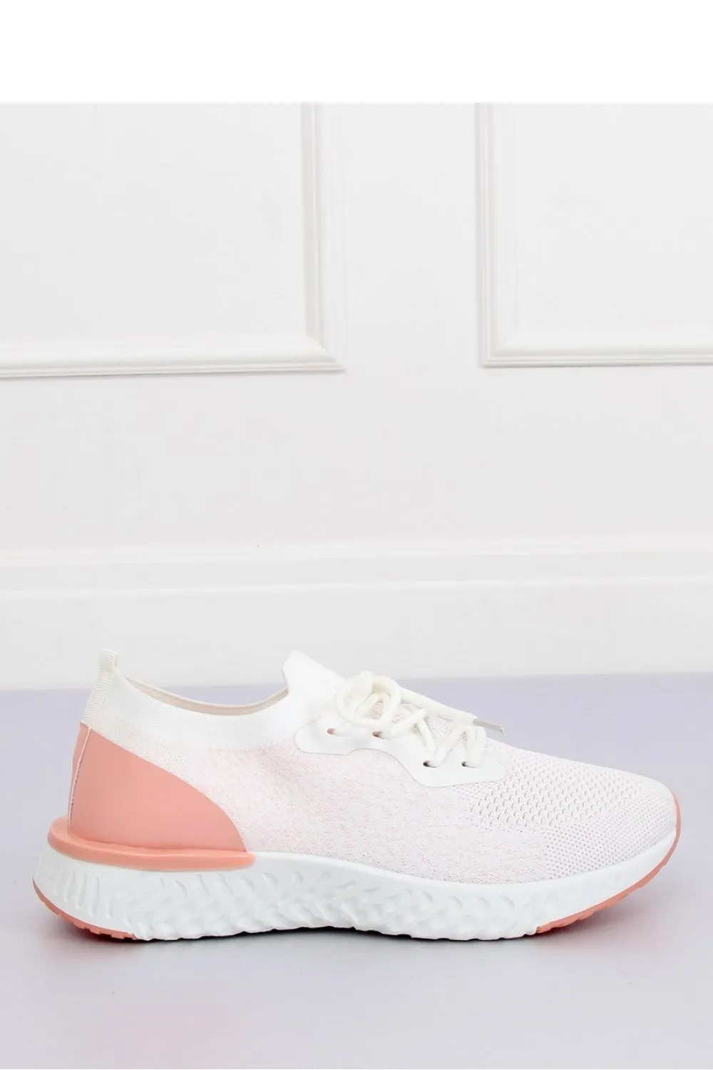 Sport Shoes model 128320 Inello