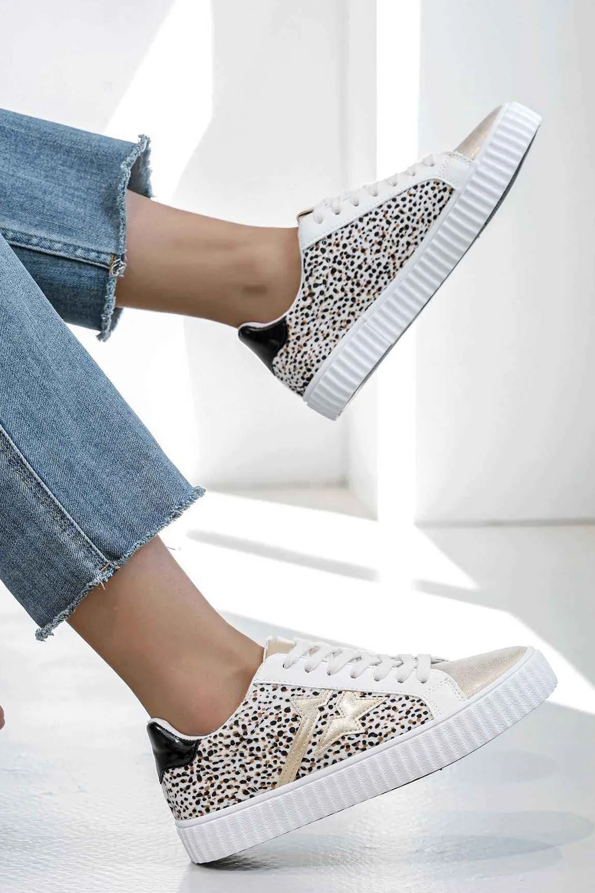 Star Detail Platform Lace Up Trainer