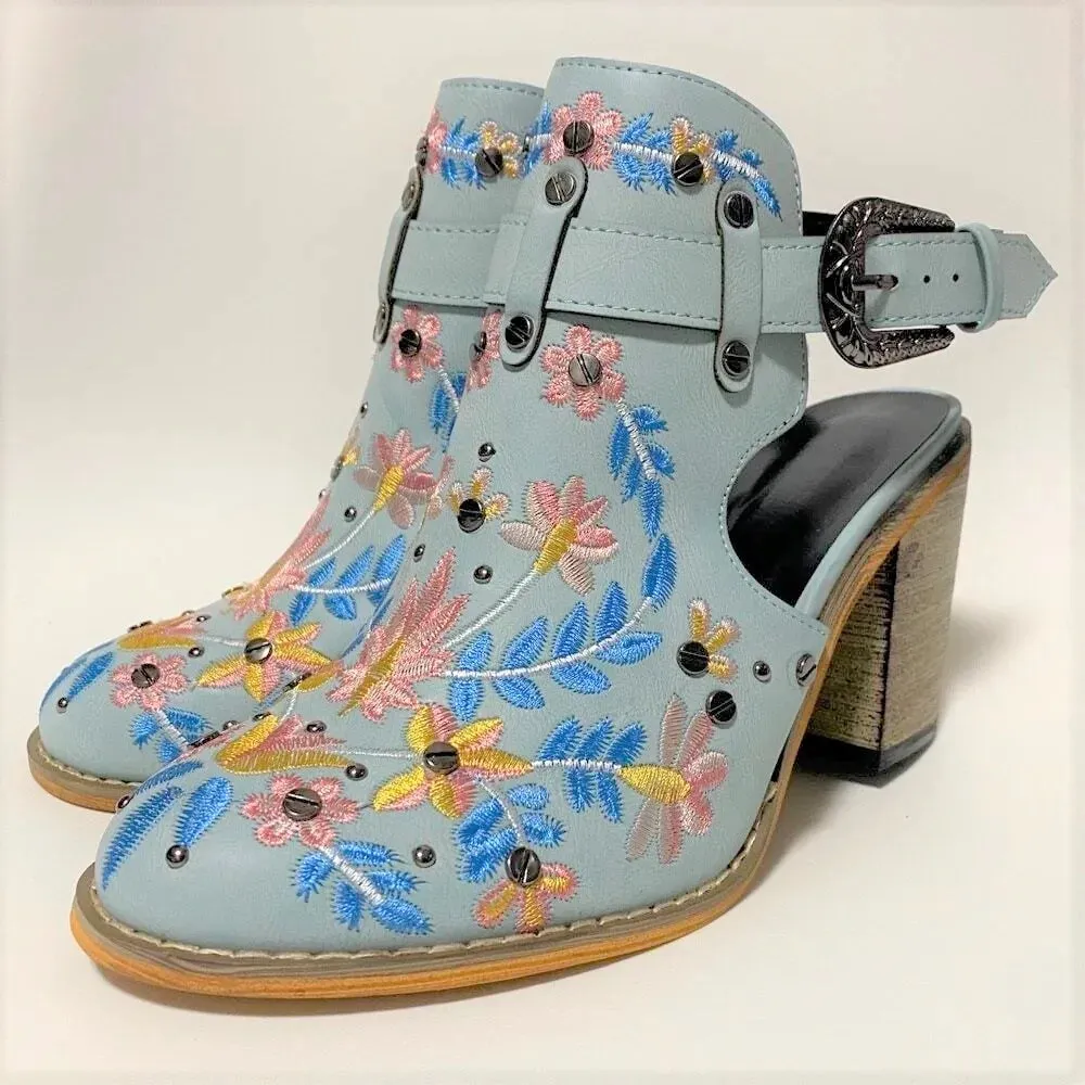 Summer Women's Vintage Floral Embroidery Wood Block High Heeled Buckle Strap Sandals Shoes