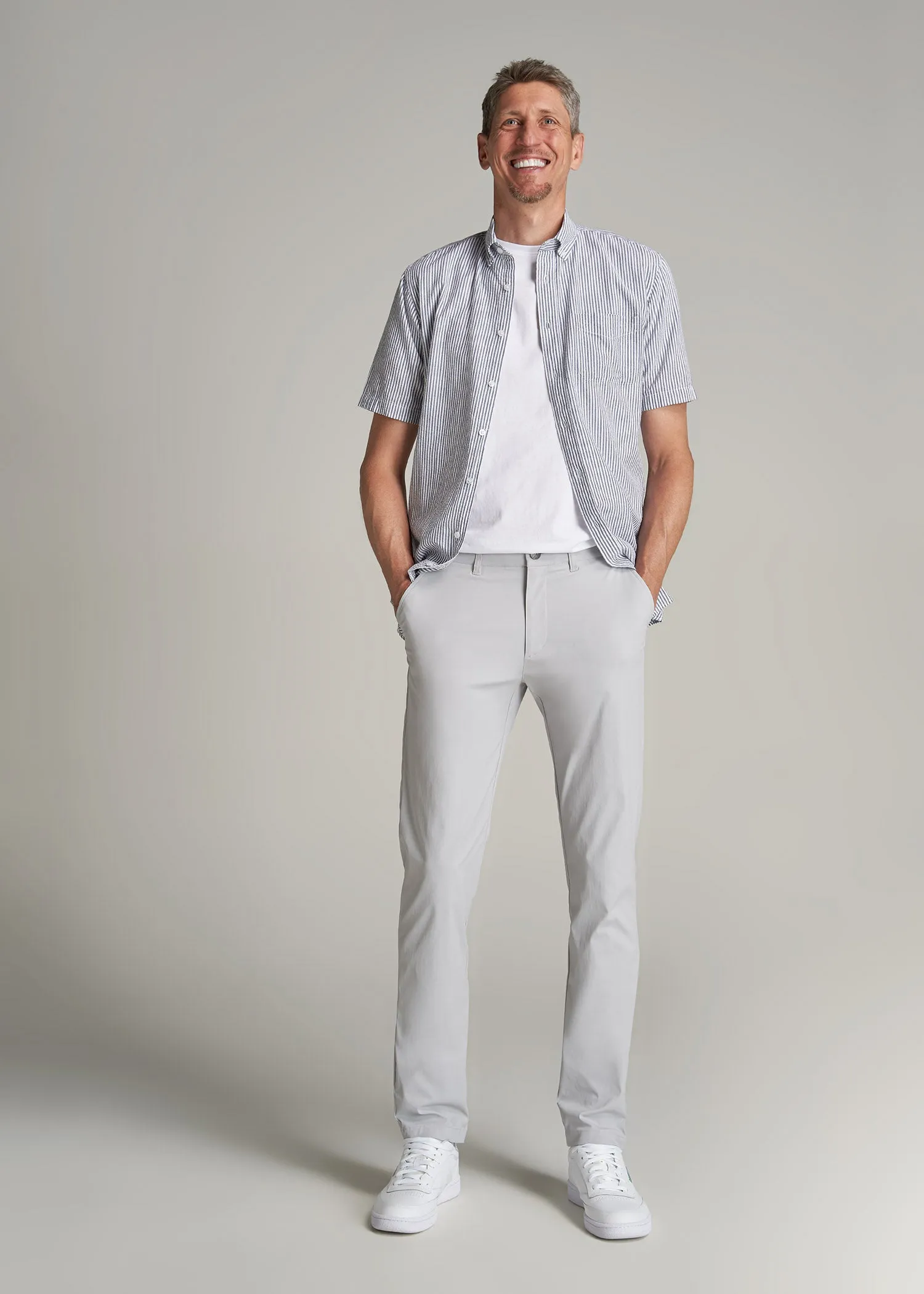 TAPERED FIT Traveler Chino Pants for Tall Men in Light Grey