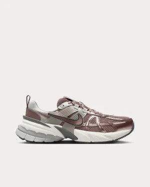 V2K Run Smokey Mauve / Cobblestone / Light Smoke Grey / Smokey Mauve Low Top Sneakers