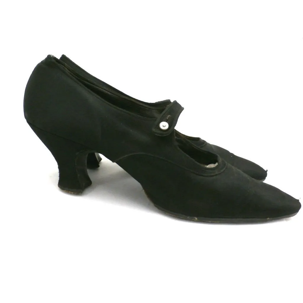 Vintage Ladies Black SIlk Mary Jane Pumps  Size 9.5 Vanity Fair 1920s