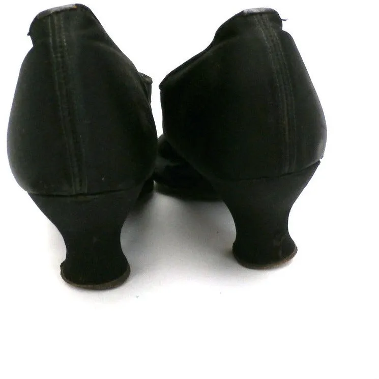 Vintage Ladies Black SIlk Mary Jane Pumps  Size 9.5 Vanity Fair 1920s
