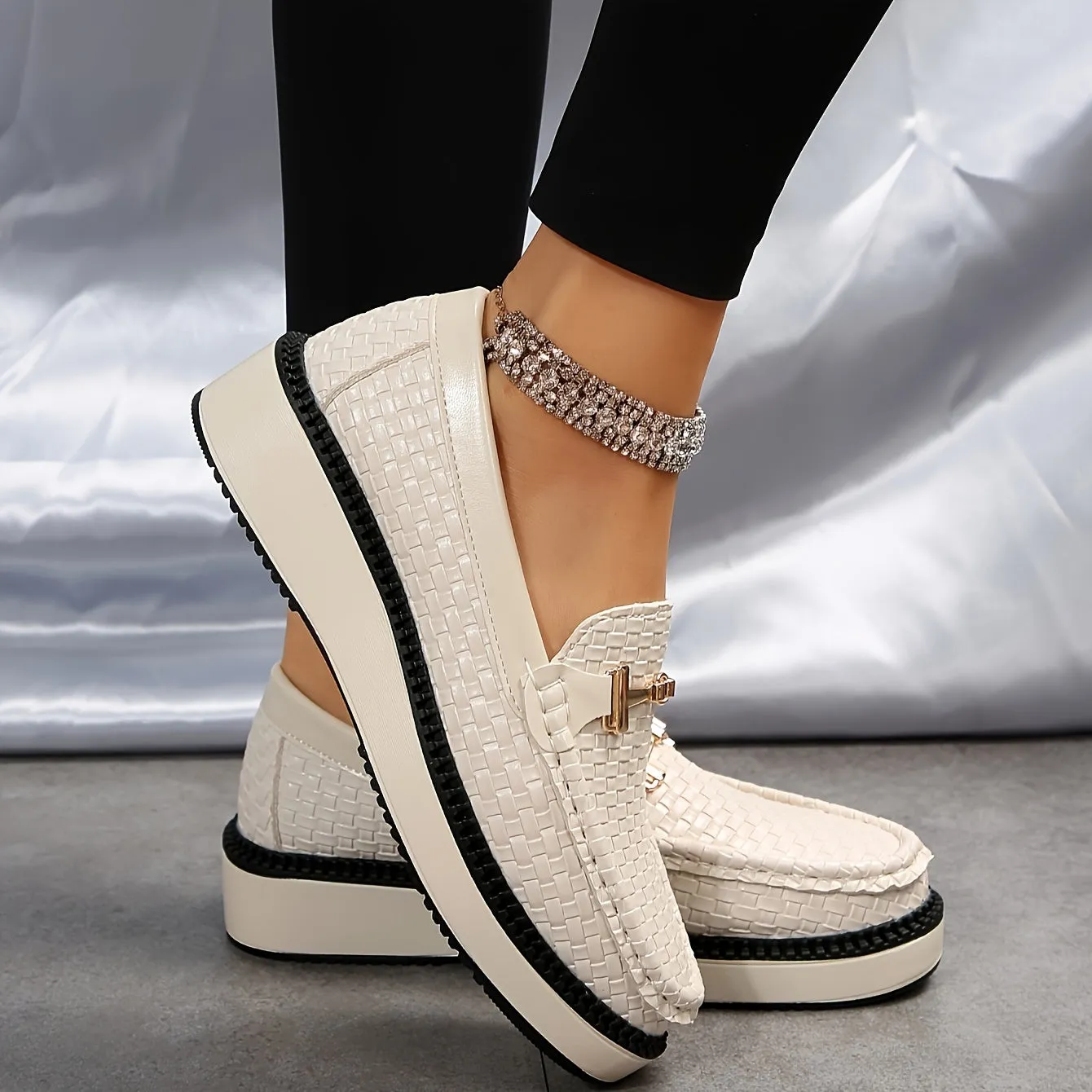 Women's Braided Textured Loafers, Buckle Decor Round Toe Shoes